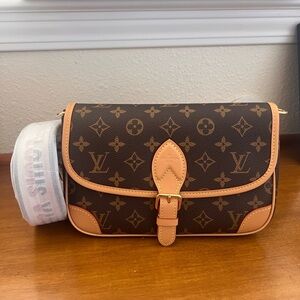 Monogram Diane Shoulder Bag [copy]